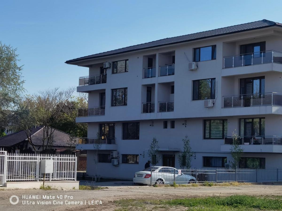 Garsoniera De La Mare Lägenhet Mangalia Exteriör bild